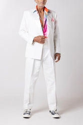TUXEDO CON FAJÓN BLANCO EN DENIM COMPREHENSIVE
