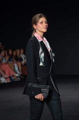 BLAZER CRUZADO EN TEJIDO RECTILINEO