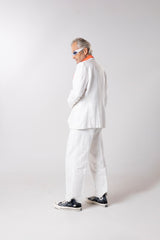 TUXEDO CON FAJÓN BLANCO EN DENIM  COMPREHENSIVE